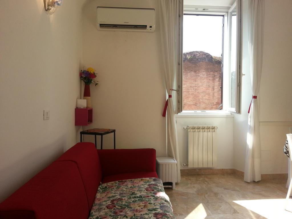 Appartamento Between Termini & Colosseo Roma