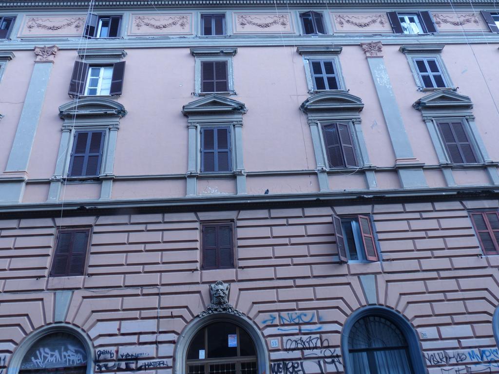 Between Termini & Colosseo * Roma